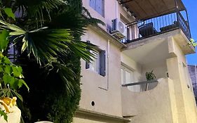 Maison De Village Avec Balcon Rooftop